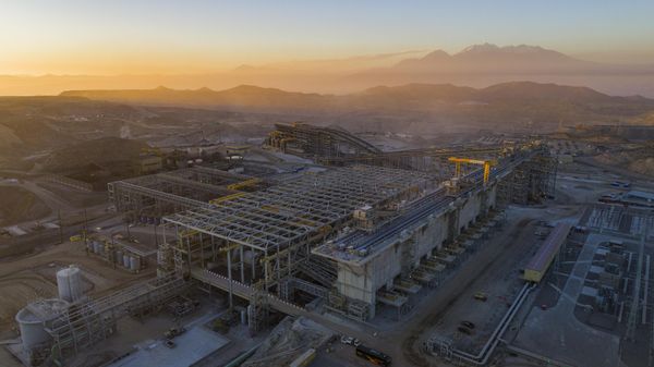 Aerial view of the copper concentrate plant of the Mining Society of Cerro Verde, in Yarabamba, Arequipa, in southern Peru. - Sputnik International