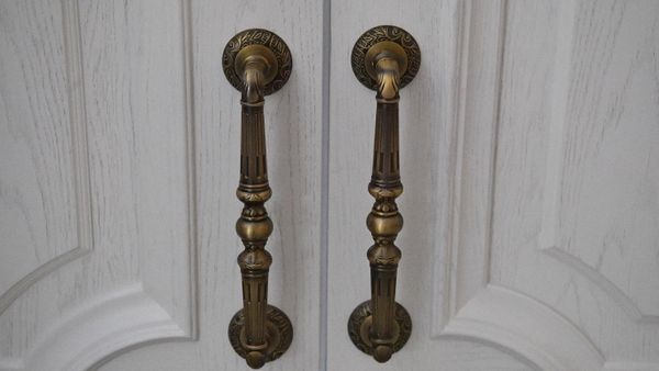 Doorknob - Sputnik International