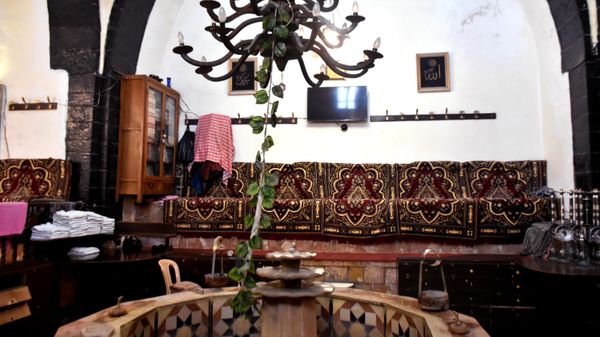 Fuel Crisis Forces Syrians to Use Public Baths - Sputnik International