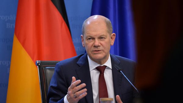 German Chancellor Olaf Scholz speaks during a news conference - Sputnik International
