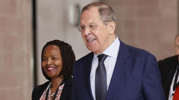 Russian Minister of Foreign Affairs of Sergei Lavrov (R) arrives for a meeting with South African Minister of International Relations and Cooperation Naledi Pandor (not seen) at the OR Tambo Building in Pretoria on January 23, 2023.  - Sputnik International