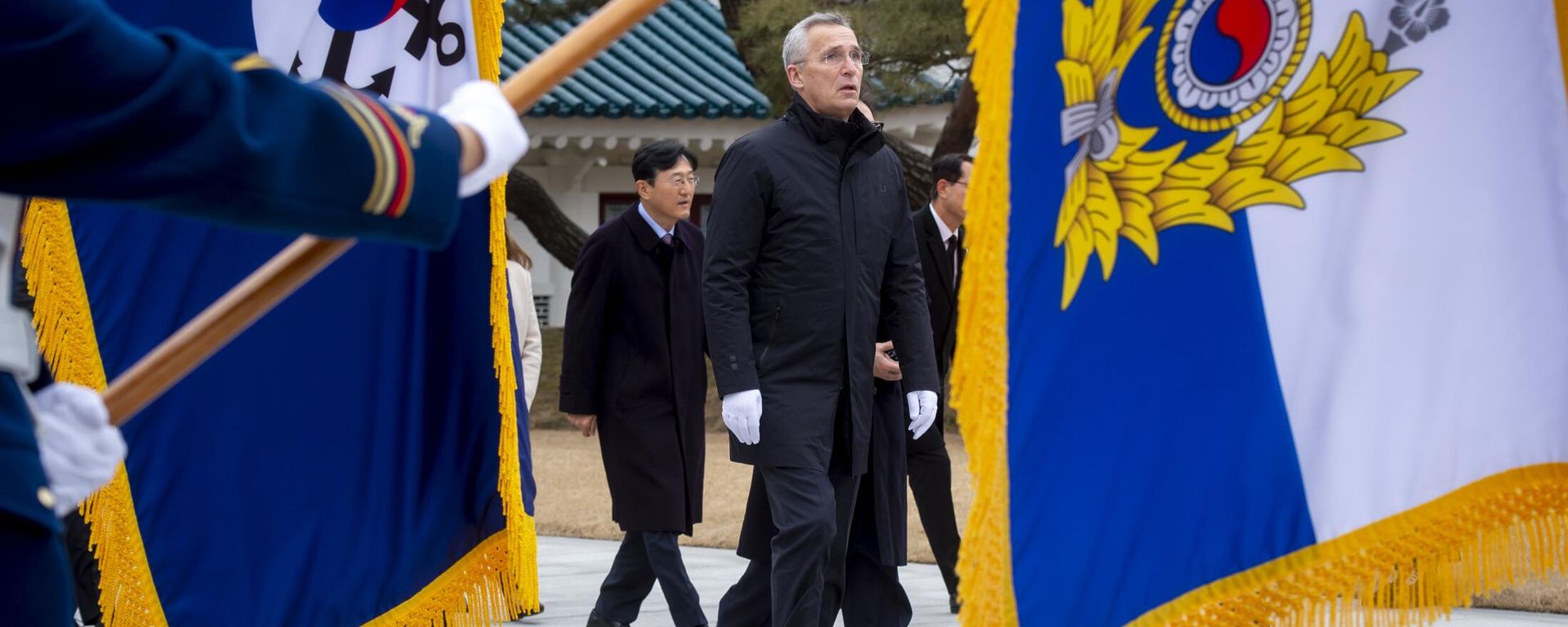 Visit of Jens Stoltenberg, Secretary General of NATO to the Republic of Korea.
Wreath laying ceremony at Seoul National Cemetery. - Sputnik International, 1920, 30.01.2023