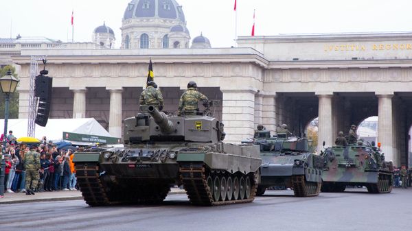 Exhibition of weapons in commemoration of the National Day of Austria. - Sputnik International