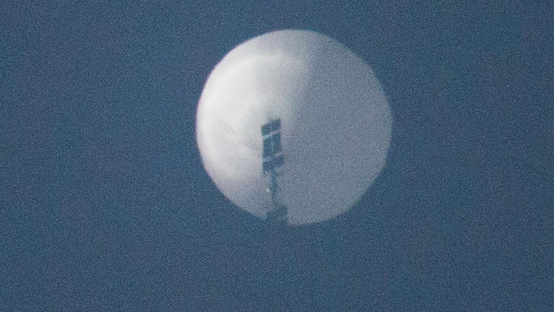A screenshot depicting an unidentified balloon over US skies. - Sputnik International, 1920, 19.02.2023