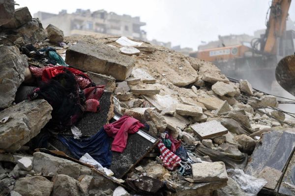 Personal belongings of residents of a house destroyed by the earthquake in Aleppo, Syria - Sputnik International