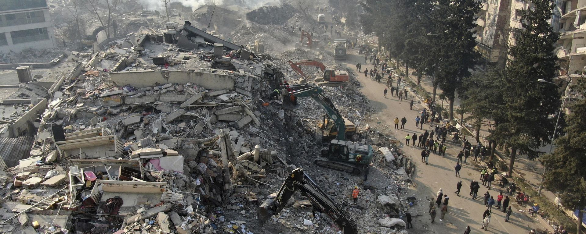 Aerial photo showing collapsed buildings in Kahramanmaras, southern Turkiye, Saturday, Feb. 11, 2023. - Sputnik International, 1920, 22.03.2023
