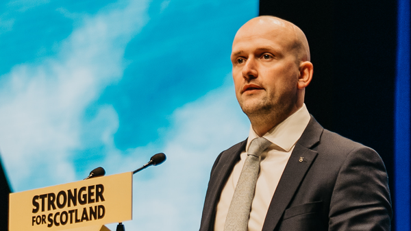 Scottish National Party (SNP) MP and Westminster parliamentary group leader Stephen Flynn speaks at his party's 2022 conference in Aberdeen - Sputnik International