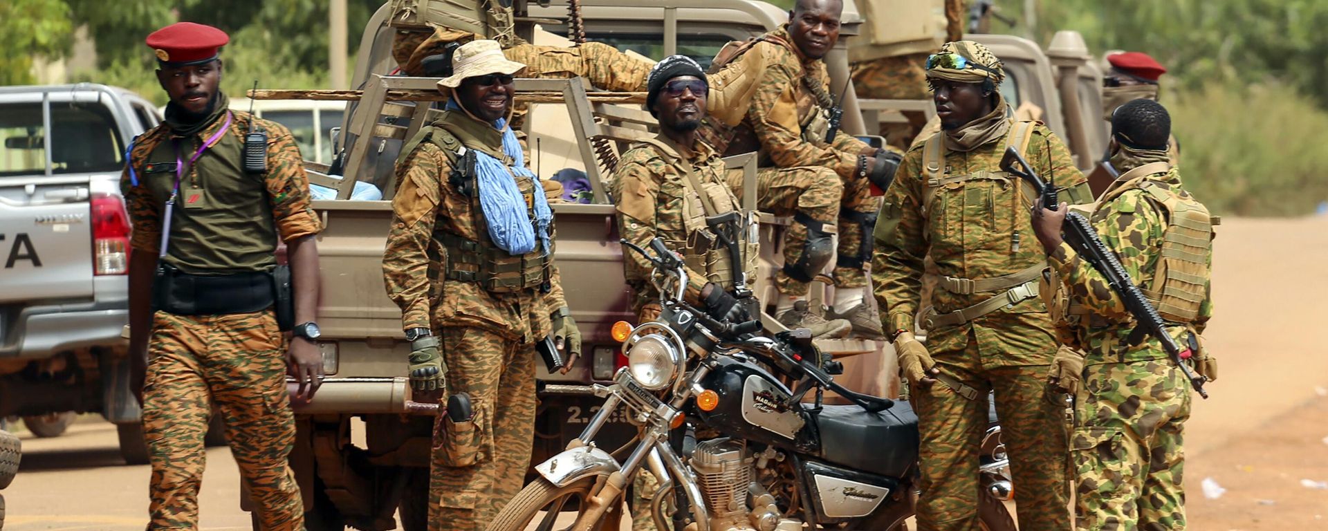Soldiers loyal to Burkina Faso's latest coup leader Capt. Ibrahim Traore gather outside the National Assembly as Traore was appointed Burkina Faso's transitional president in Ouagadougou, Burkina Faso, Friday Oct. 14, 2022. Soldiers loyal to Burkina Faso's latest coup leader Capt. Ibrahim Traore gather outside the National Assembly as Traore was appointed Burkina Faso's transitional president in Ouagadougou, Burkina Faso, Friday Oct. 14, 2022. - Sputnik International, 1920, 24.02.2023