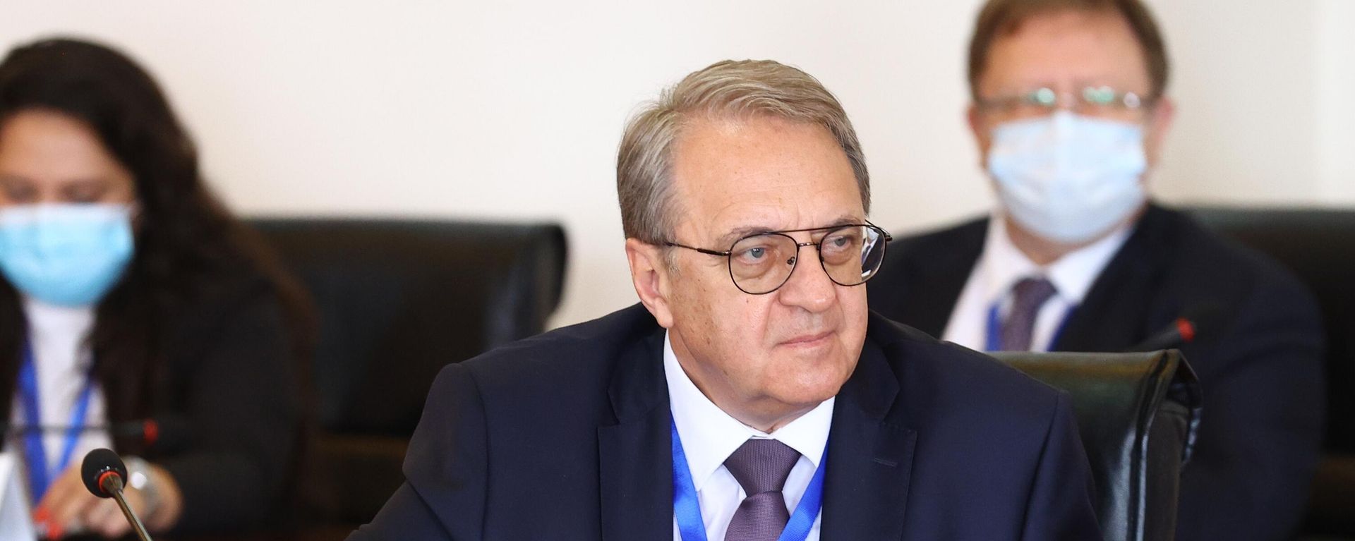 Russian Deputy Foreign Minister Mikhail Bogdanov at a meeting in Uganda between Russian Foreign Minister Sergey Lavrov and President of the Republic of Uganda Yoweri Museveni. Russian Deputy Foreign Minister Mikhail Bogdanov at a meeting in Uganda between Russian Foreign Minister Sergey Lavrov and President of the Republic of Uganda Yoweri Museveni. - Sputnik International, 1920, 26.02.2023