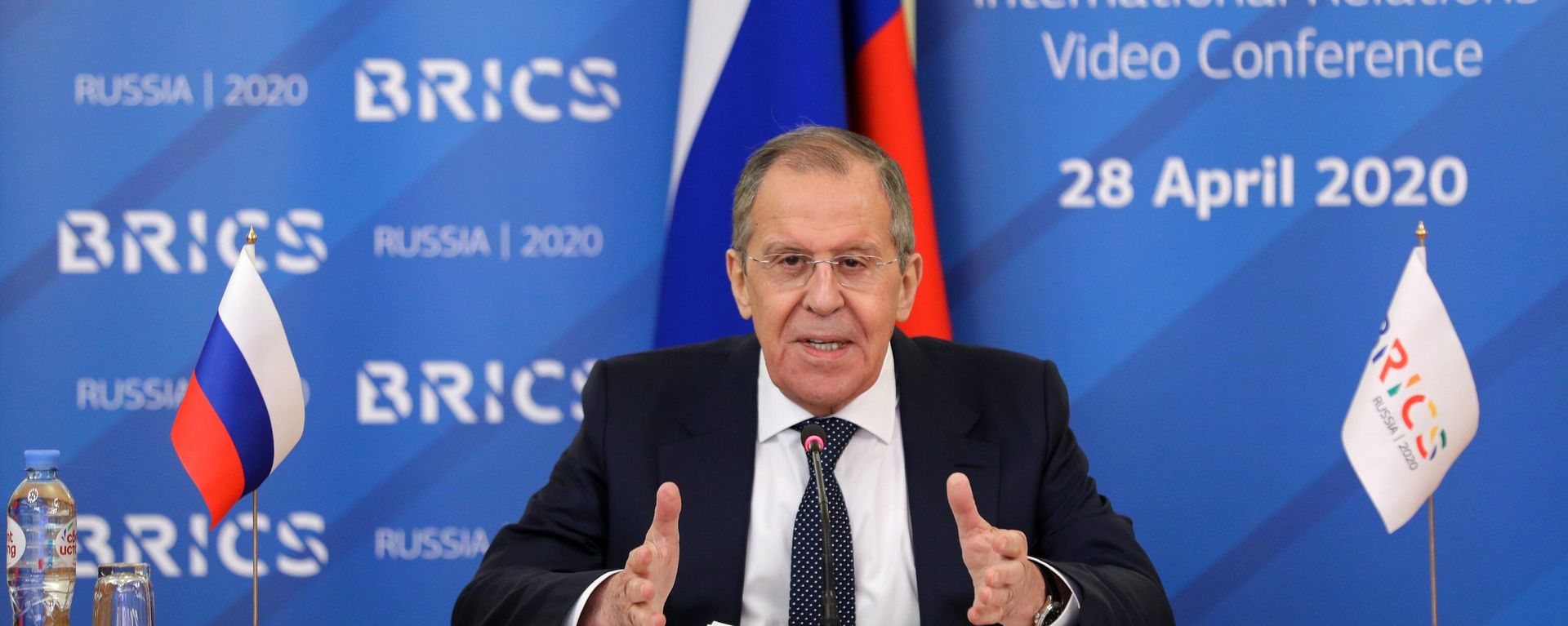 Russian Foreign Minister Sergey Lavrov speaks at an online BRICS foreign ministers-level event Russian Foreign Minister Sergey Lavrov speaks at an online BRICS foreign ministers-level event - Sputnik International, 1920, 27.02.2023