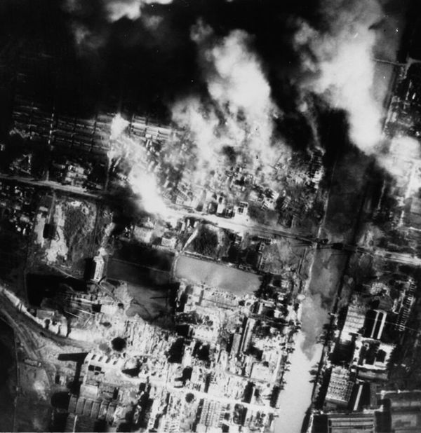 The Haiphong highway bridge is attacked by planes from USS Intrepid (CV-11). Note extensively damaged structures nearby. October 16, 1967. - Sputnik International