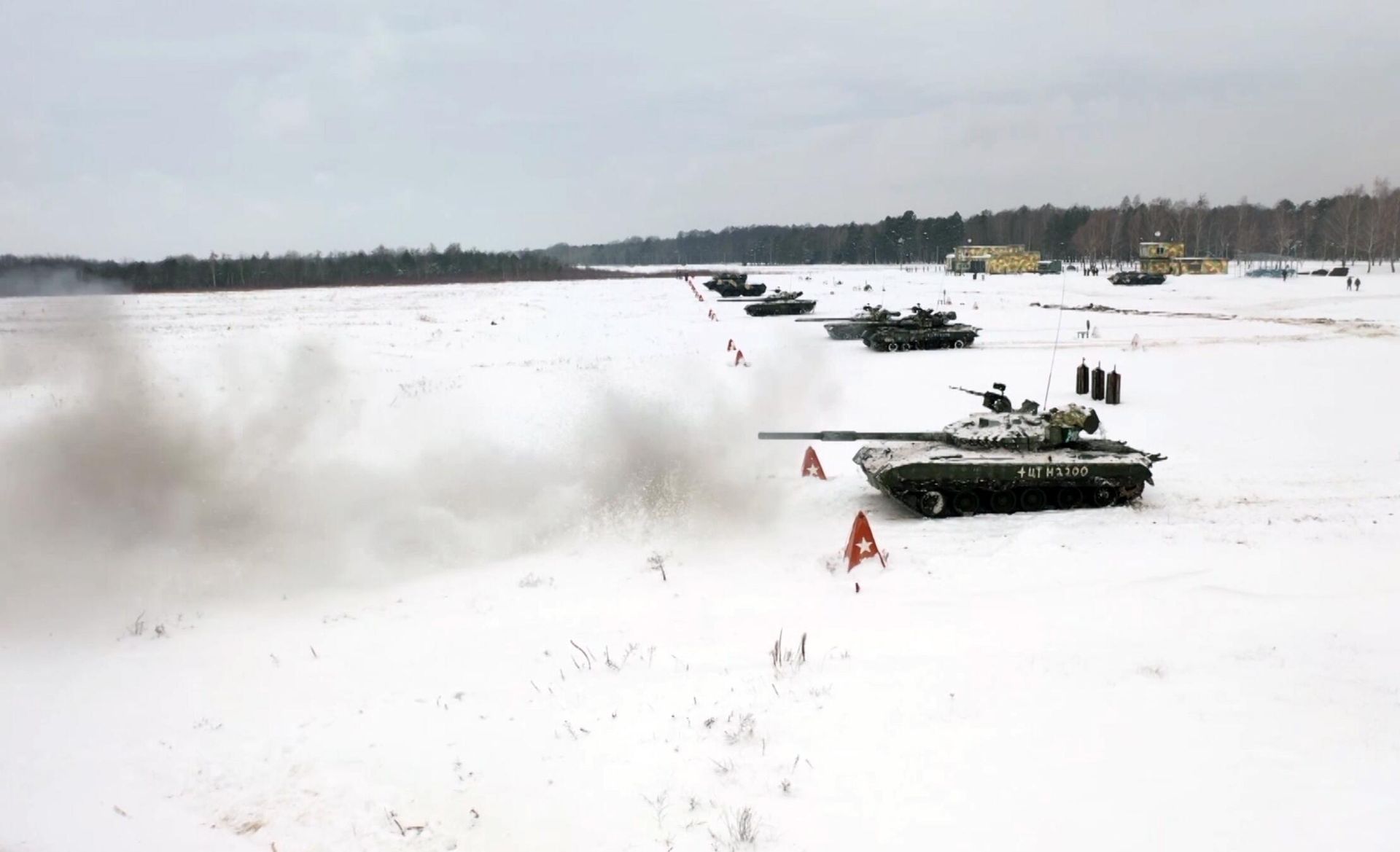Russian and Belarusian tanks engaging in joint exercises at a range in Belarus. File photo. Russian and Belarusian tanks engaging in joint exercises at a range in Belarus. File photo. - Sputnik International, 1920, 27.03.2023