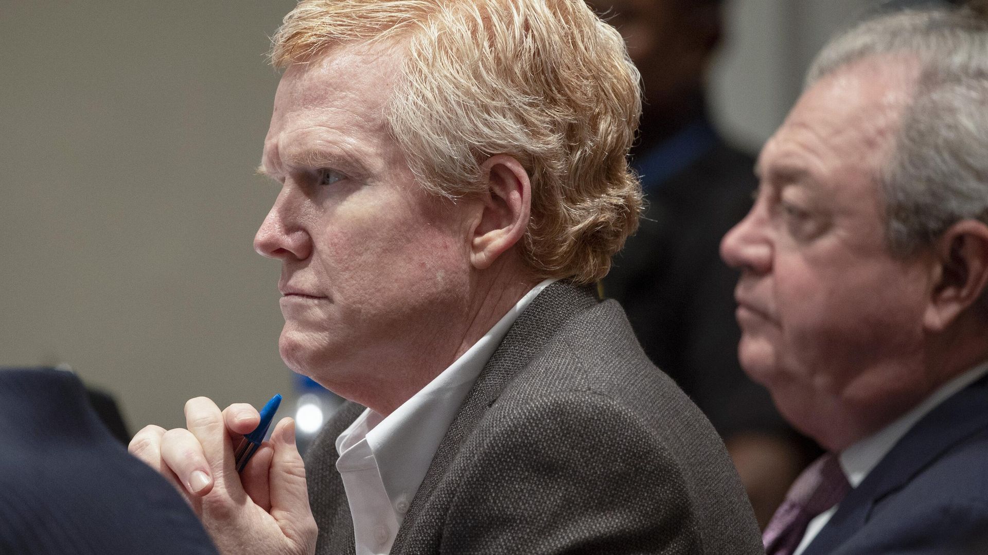 Alex Murdaugh listens to the jury charges during his double murder trial at the Colleton County Courthouse on Thursday, March 2, 2023, in Walterboro, S.C. The 54-year-old attorney is standing trial on two counts of murder in the shootings of his wife and son at their Colleton County home and hunting lodge on June 7, 2021. - Sputnik International, 1920, 03.03.2023