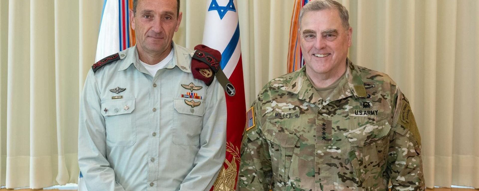 US Gen. Mark A. Milley, chairman of the US Joint Chiefs of Staff; Israeli Lt. Gen. Herzi Halevi, chief of the General Staff of the Israel Defense Forces, meet in Tel Aviv on March 3, 2023. - Sputnik International, 1920, 03.03.2023