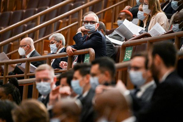China's economy is developing at a reasonable pace, according to one of the reports read at the session. This became possible due to the introduction of innovations amidst growing trade protectionism in western countries.  - Sputnik International