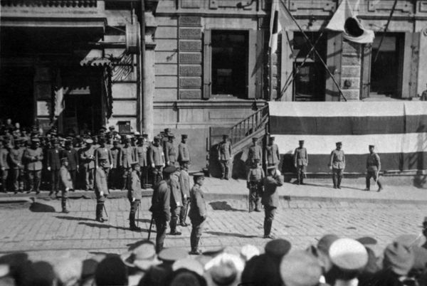 Soon, foreign states realized that they can't defeat of conquer Soviet Russia and began to withdraw their troops.  - Sputnik International
