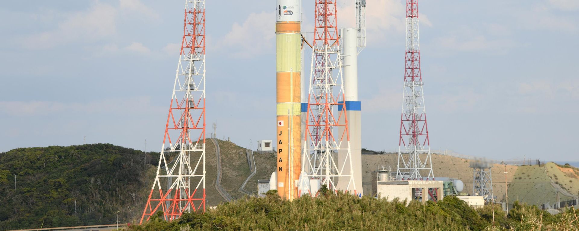 H3 Rocket sits on a launch pad H3 Rocket sits on a launch pad - Sputnik International, 1920, 24.11.2023
