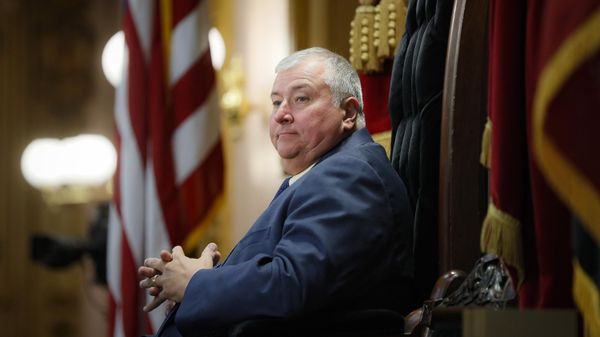 Ohio House Speaker Larry Householder sits at the head of a legislative session in Columbus, Ohio, Oct. 30, 2019. - Sputnik International