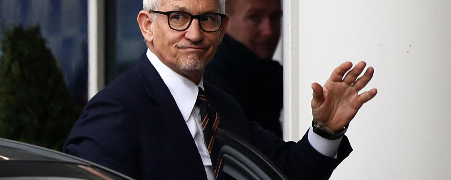 Gary Lineker, former England footballer turned sports TV presenter for the BBC, arrives at the King Power Stadium in Leicester, central England on March 11, 2023. - Sputnik International, 1920, 12.03.2023