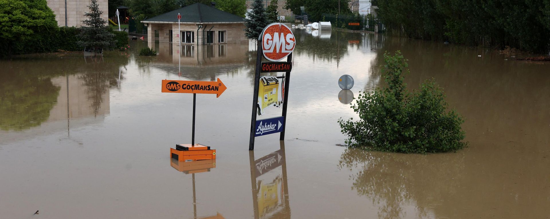 A picture taken on June 13, 2022 shows the flooded area of Akyurt district in Ankara following heavy rain.  - Sputnik International, 1920, 15.03.2023