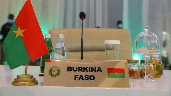 Empty seat of the head of state of Burkina Faso at the second extraordinary summit on the political situation in Burkina Faso, in Accra, Ghana, on February 3, 2022 - Sputnik International