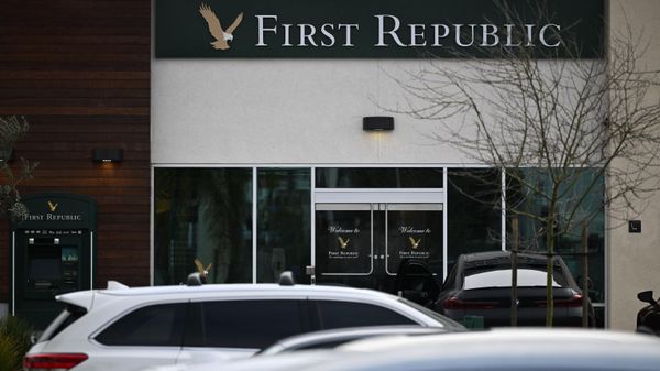 First Republic Bank branch in Manhattan Beach, California, US. - Sputnik International