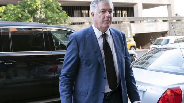 Attorney M. Evan Corcoran arrives at federal court in Washington, July 22, 2022. - Sputnik International