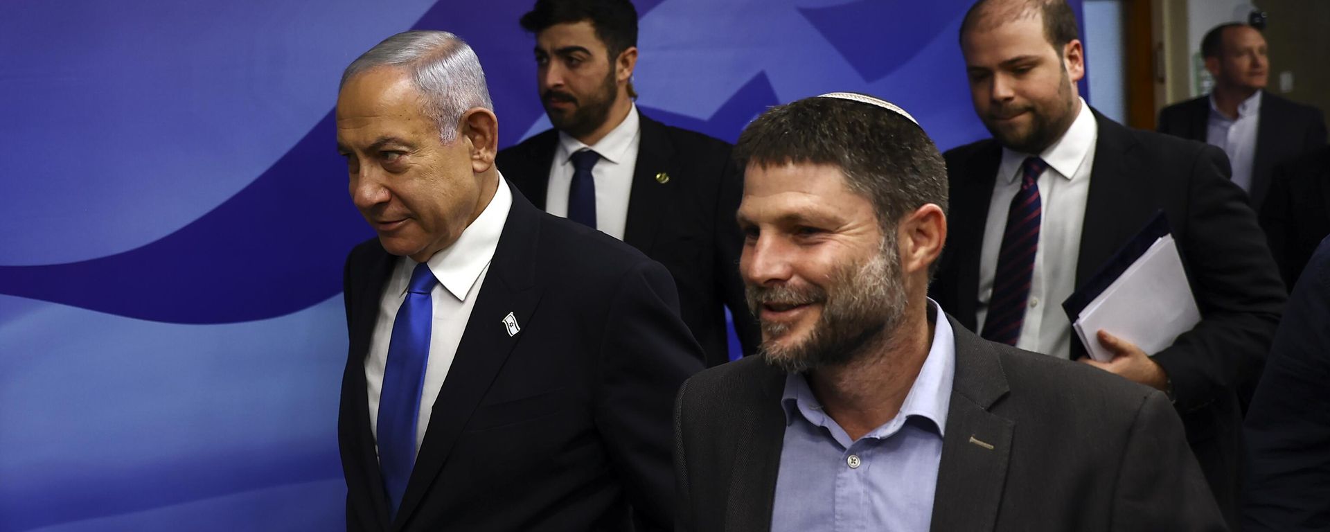 Israeli Prime Minister Benjamin Netanyahu and Finance Minister Bezalel Smotrich Israeli Prime Minister Benjamin Netanyahu and Finance Minister Bezalel Smotrich - Sputnik International, 1920, 29.08.2024