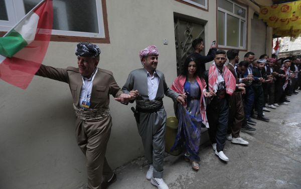 Iraqi Kurds celebrate Nowruz in the town of Akra in Iraq's northern autonomous Kurdish region.  - Sputnik International