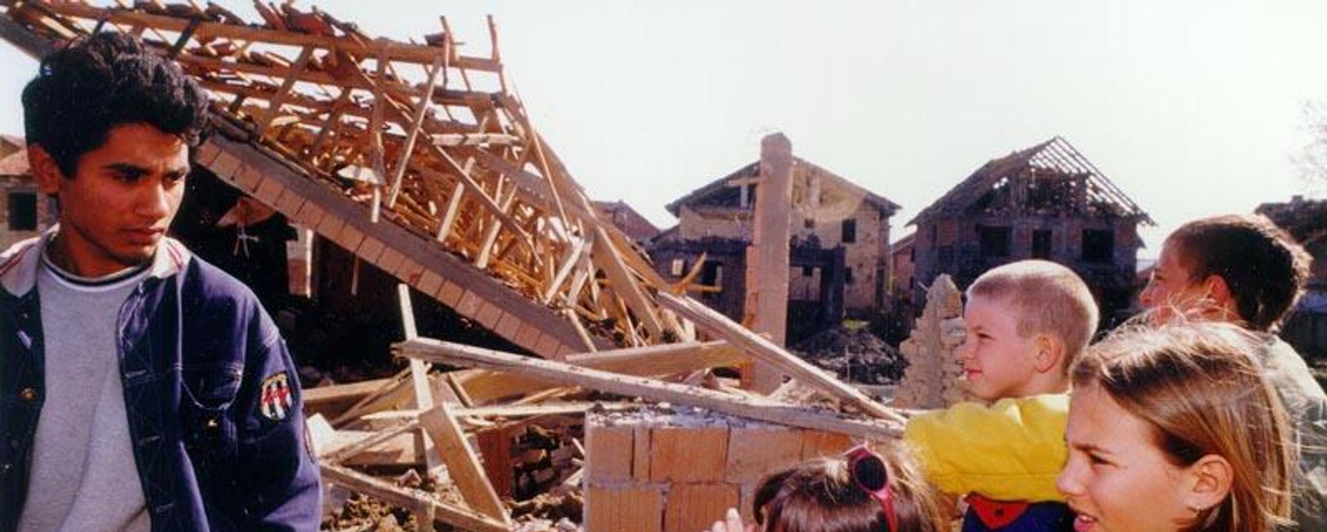 The settlement ruined by NATO bombs.  - Sputnik International, 1920, 24.03.2023