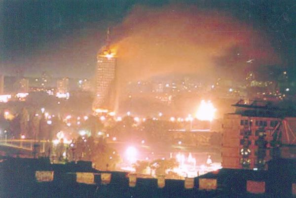 The very beging of bombing of Belgrade.Political scientists and military historians agree that attack on Yugoslavia had multiple reasons rooted not only in American foreign policy but also in the corporate agenda of US defense companies. The very beging of bombing of Belgrade.Political scientists and military historians agree that attack on Yugoslavia had multiple reasons rooted not only in American foreign policy but also in the corporate agenda of US defense companies. - Sputnik International