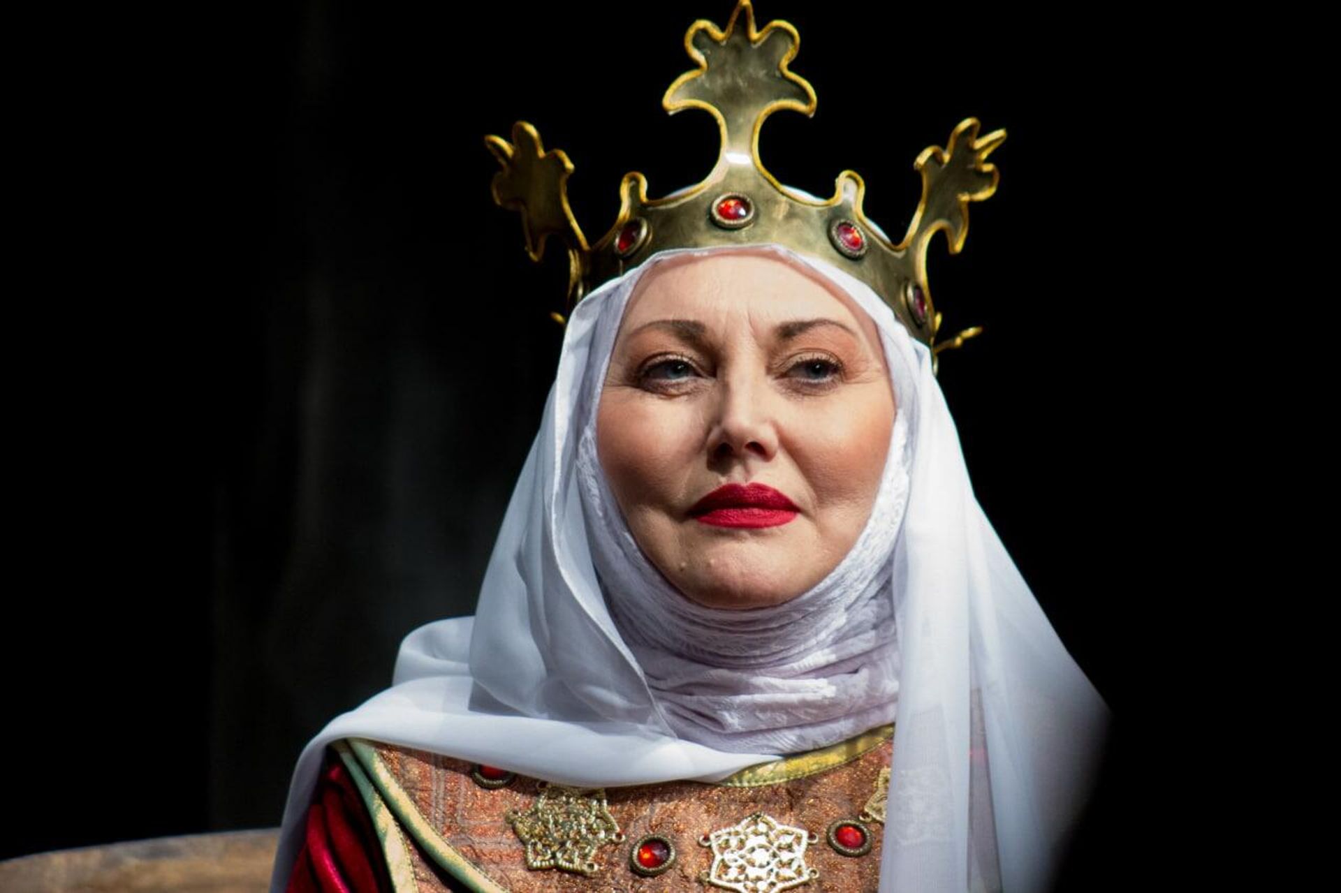 Donetsk People's Republic Honored Artist Alla Uliyanova during the performance of 'The Lion in Winter'. - Sputnik International, 1920, 27.03.2023
