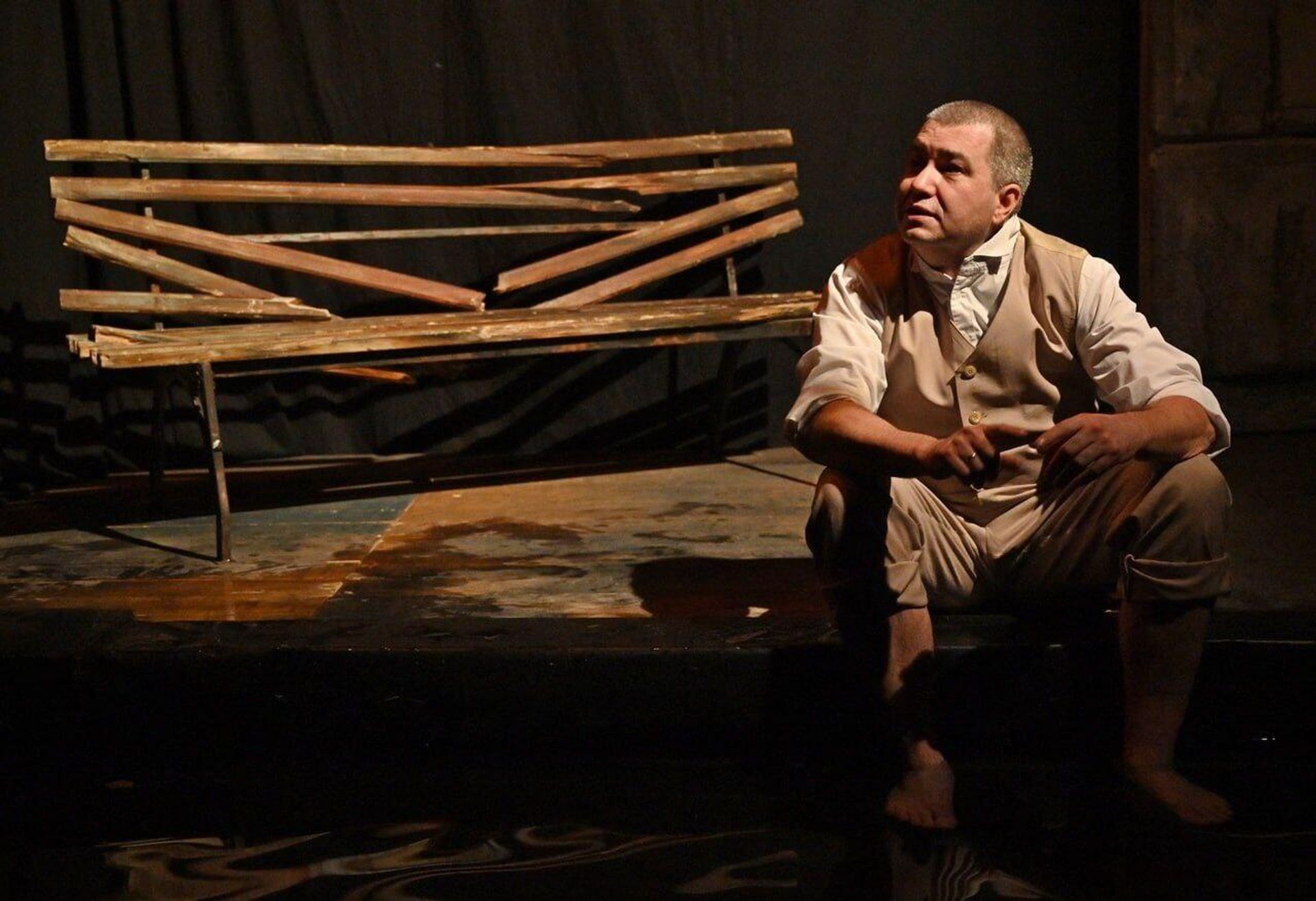 Donetsk People's Republic Honored Artist Vladimir Shvets during the performance 'The Boatman'. - Sputnik International, 1920, 27.03.2023