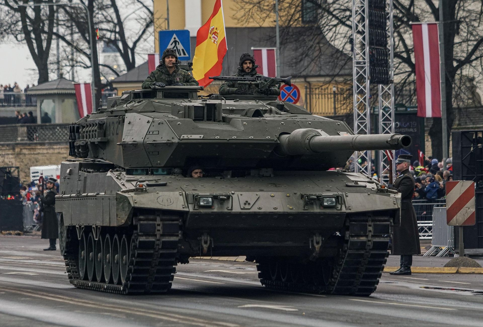 Leopard 2 battle tank  - Sputnik International, 1920, 29.08.2023