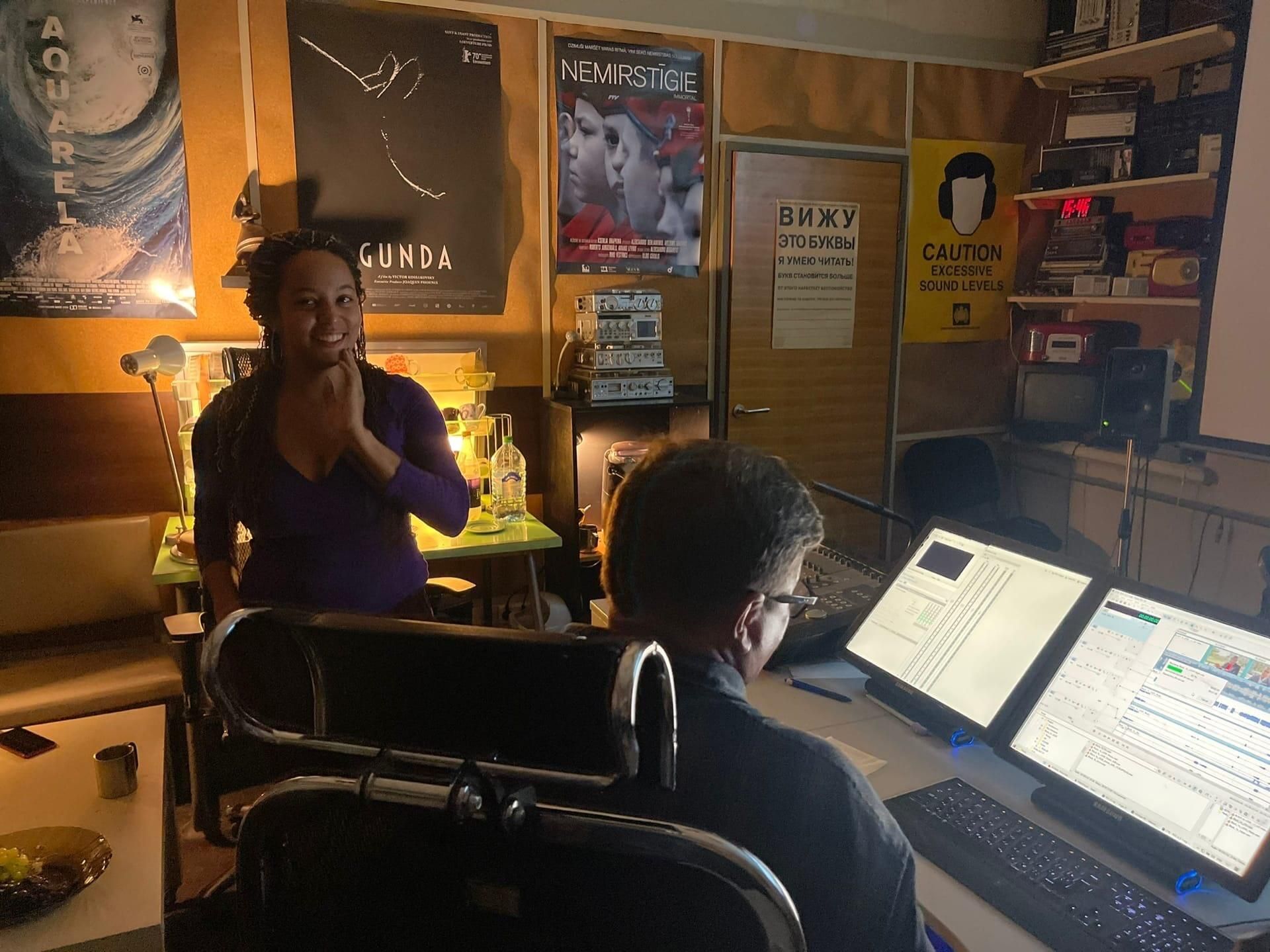  Daria da Conceicao in the editing room for Black to the USSR. Photo from da Conceicao's personal archive - Sputnik International, 1920, 29.03.2023