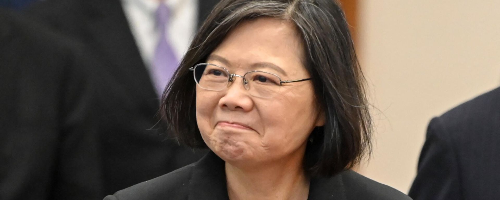 Taiwan President Tsai Ing-wen arrives at the boarding gate of the international airport in Taoyuan - Sputnik International, 1920, 30.03.2023