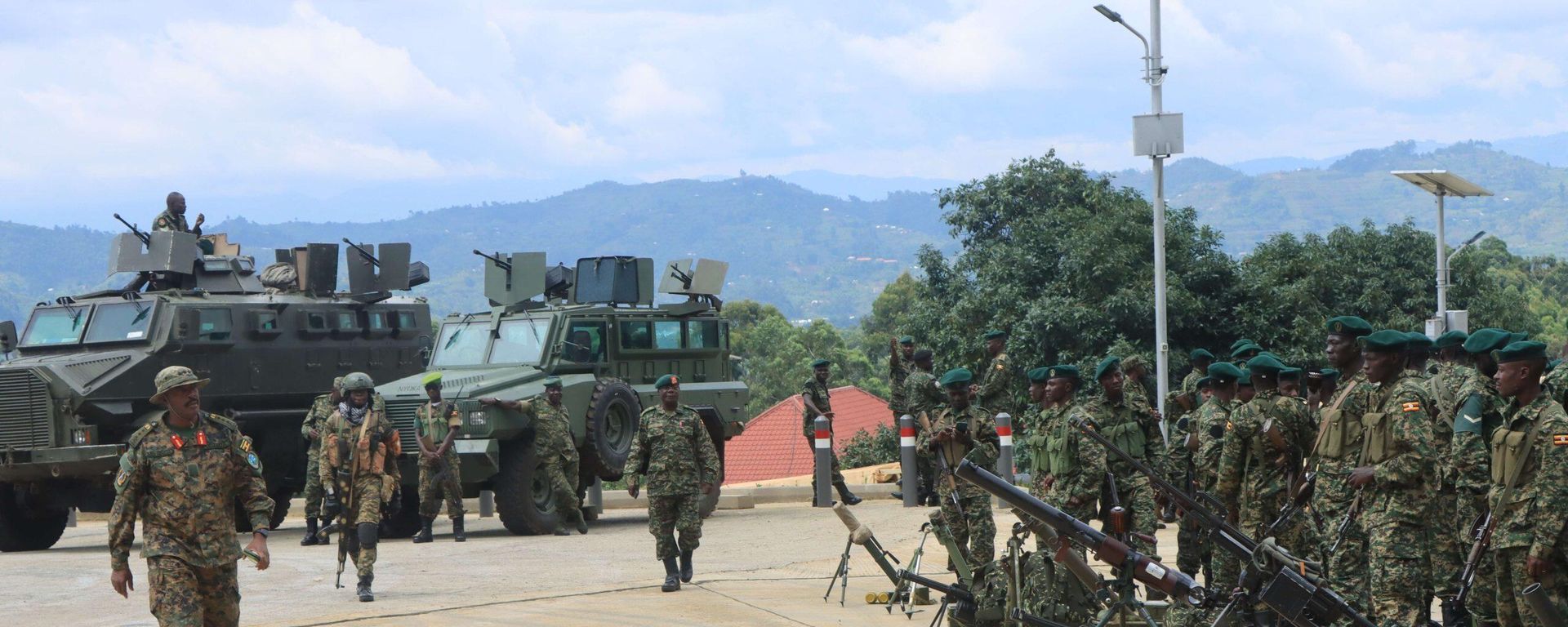 The flagging-off of the Uganda Peoples’ Defence Forces Contingent to serve under the East African Community Regional Force (EACRF) in the Eastern Democratic Republic of Congo - Sputnik International, 1920, 01.04.2023