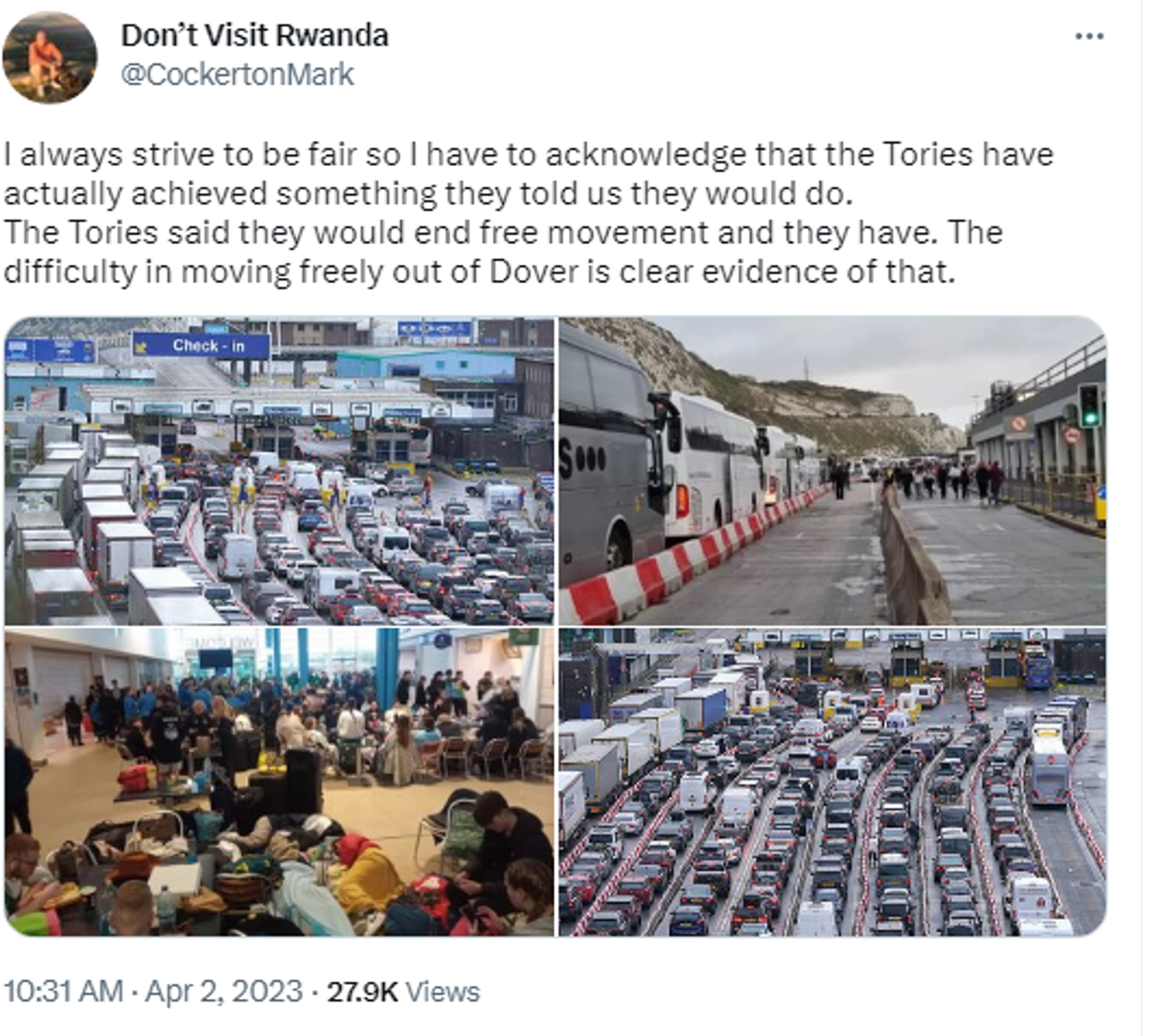 Twitter screenshot featuring images of grodlock at Port of Dover, Kent, UK, on April 2, 2023. - Sputnik International, 1920, 03.04.2023