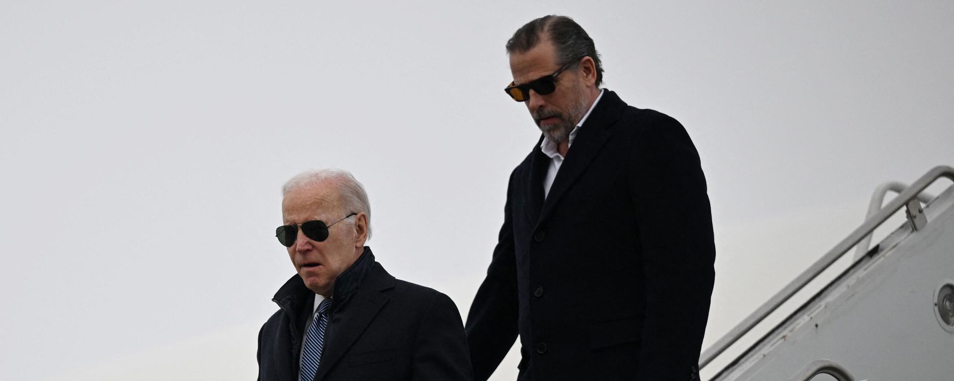 US President Joe Biden, with son Hunter Biden. - Sputnik International, 1920, 22.04.2023