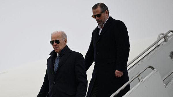 US President Joe Biden, with son Hunter Biden. - Sputnik International