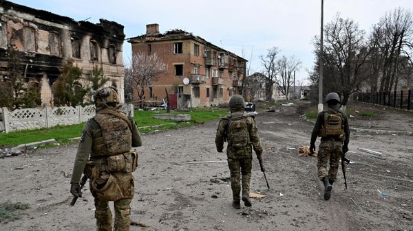 Russian troops in the center of Artemovsk - Sputnik International