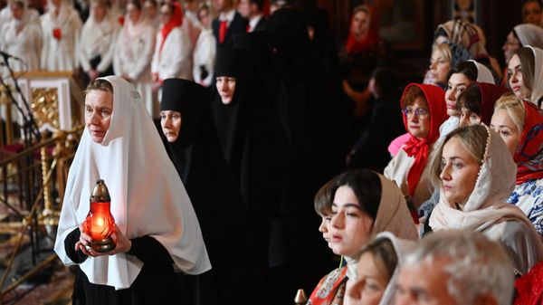 Easter service at the Cathedral of Christ the Savior in Moscow. - Sputnik International