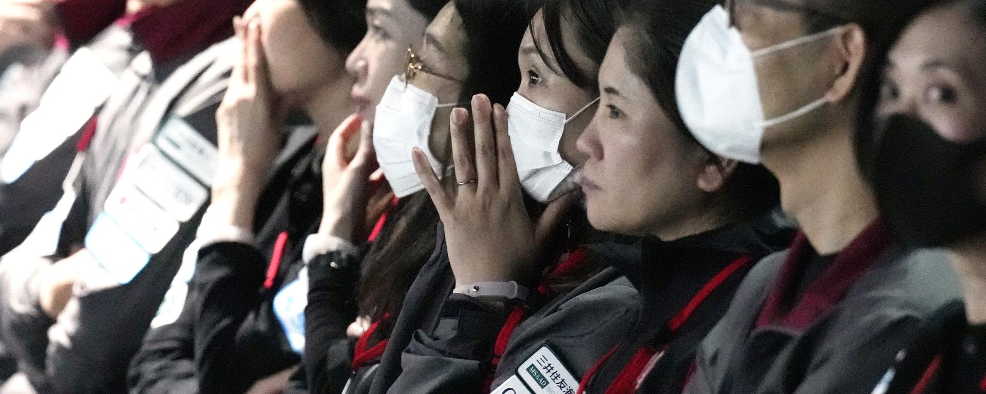 Guests watch livestream of HAKUTO-R private lunar exploration program on screen during the lunar landing event Wednesday, April 26, 2023, at Miraikan, the National Museum of Emerging Science and Innovation, in Tokyo. - Sputnik International, 1920, 26.04.2023