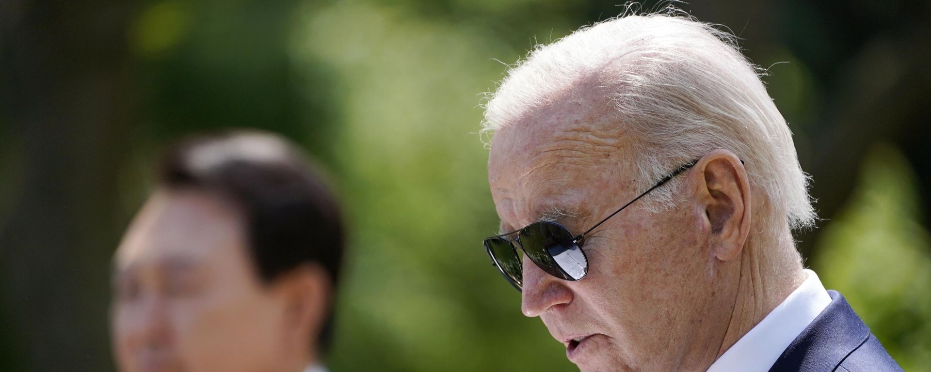 South Korea's President Yoon Suk Yeol listens as President Joe Biden speaks during a news conference in the Rose Garden of the White House on Wednesday, April 26, 2023, in Washington.  - Sputnik International, 1920, 15.05.2023