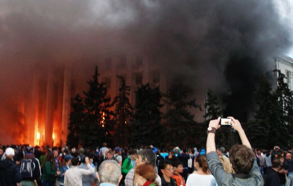 Some radicals surrounding the arson-induced inferno were taking photos and videos for social media, not realizing that they were actually documenting their crimes.  - Sputnik International