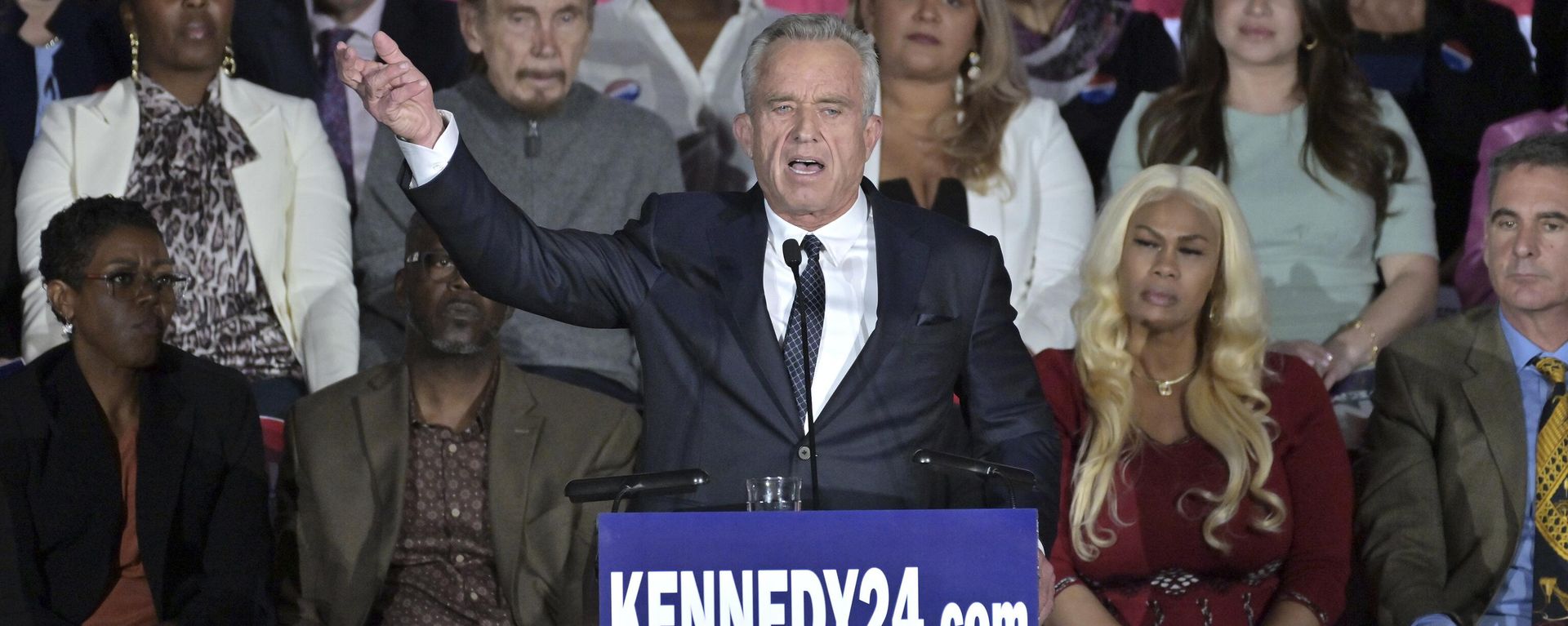 Robert F. Kennedy Jr. speaks at an event where he announced his run for president on Wednesday, April 19, 2023. - Sputnik International, 1920, 05.06.2023