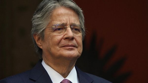 FILE - Ecuador's President Guillermo Lasso attends his welcoming ceremony at the National Palace in Mexico City, Nov. 24, 2022. Lasso will use a referendum on Feb. 5, 2023 to measure support for his government on security issues. - Sputnik International