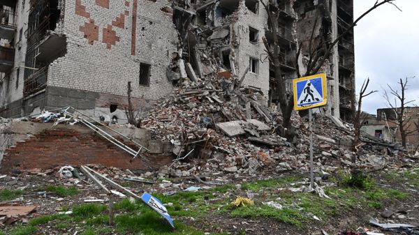 The view shows destroyed buildings in Artyomovsk, also known as Bakhmut, as Russia's military operation in Ukraine continues, Donetsk People's Republic, Russia. - Sputnik International