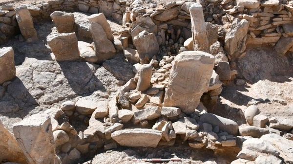 This photo provided by Jordan Tourism Ministry shows two carved standing stones at a remote Neolithic site in Jordan’s eastern desert.  - Sputnik International