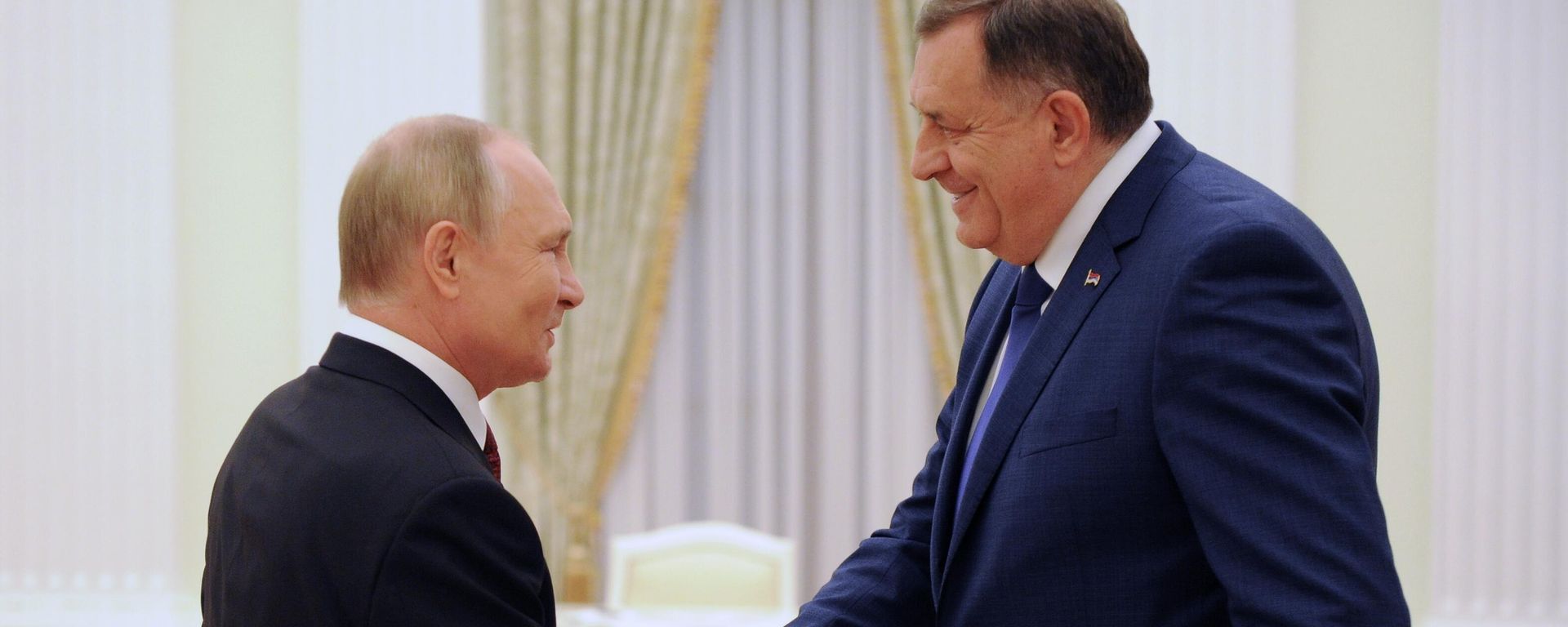 Russian President Vladimir Putin and President of the Republika Srpska Milorad Dodik - Sputnik International, 1920, 26.05.2023